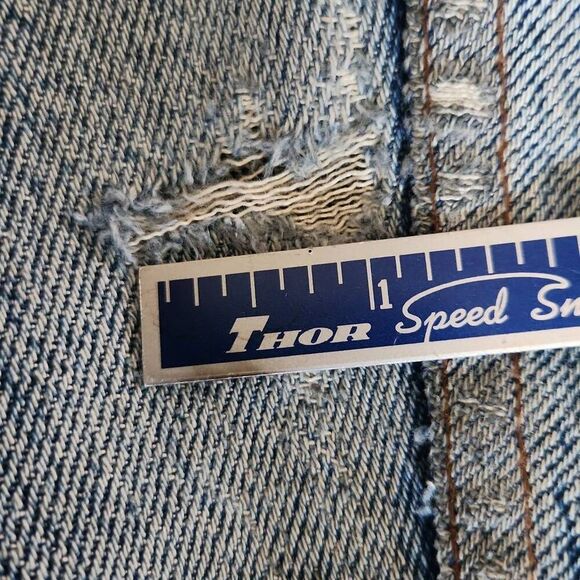 O46 LEE Riders classic button-up jean jacket. Trendy, thrashed, distressed look - Picture 11 of 15